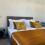 The View Luxury With Pool
