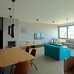 The View Luxury With Pool Apartamento