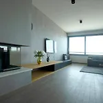 The View Luxury With Pool Διαμέρισμα