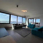 The View Luxury With Pool Ζαντάρ