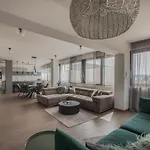 The View Luxury With Pool Διαμέρισμα
