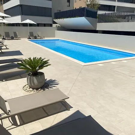 The View Luxury With Pool