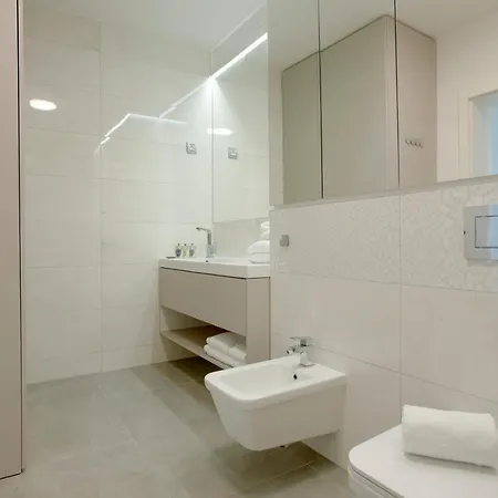 The View Luxury With Pool Apartmán Zadar