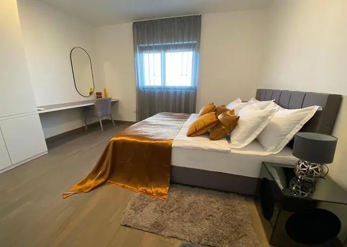 The View Luxury With Pool Zadar