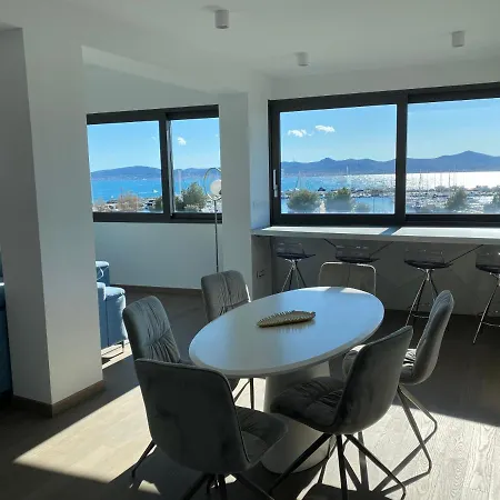 The View Luxury With Pool