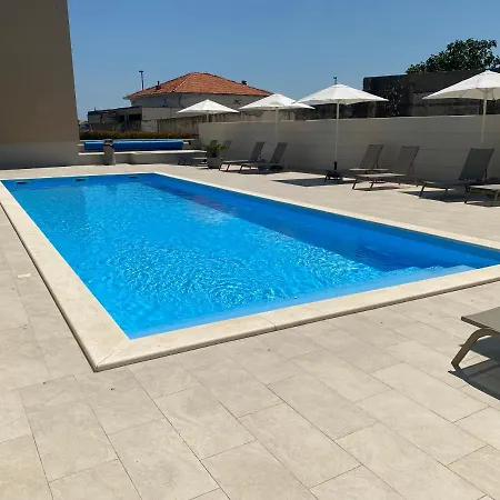 Апартаменты The View Luxury With Pool