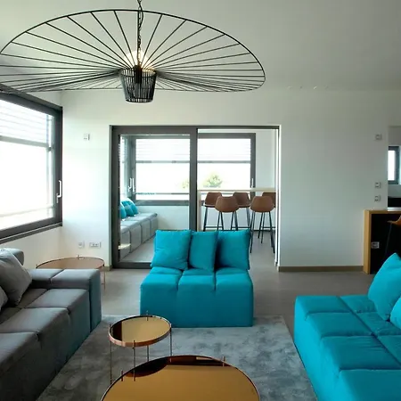 The View Luxury With Pool Apartman Zára