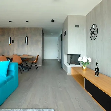 The View Luxury With Pool شقة