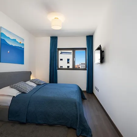 The View Luxury With Pool Apartment *