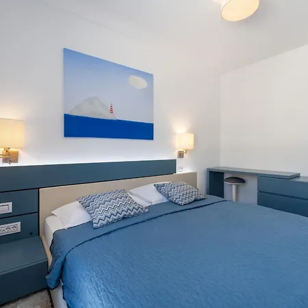 The View Luxury With Pool Apartment