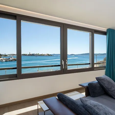 The View Luxury With Pool Apartment *