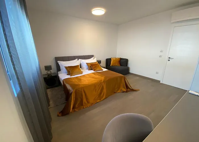 The View Luxury With Pool Апартаменты Задар