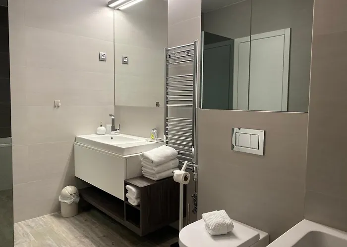 דירה The View Luxury With Pool זאדאר