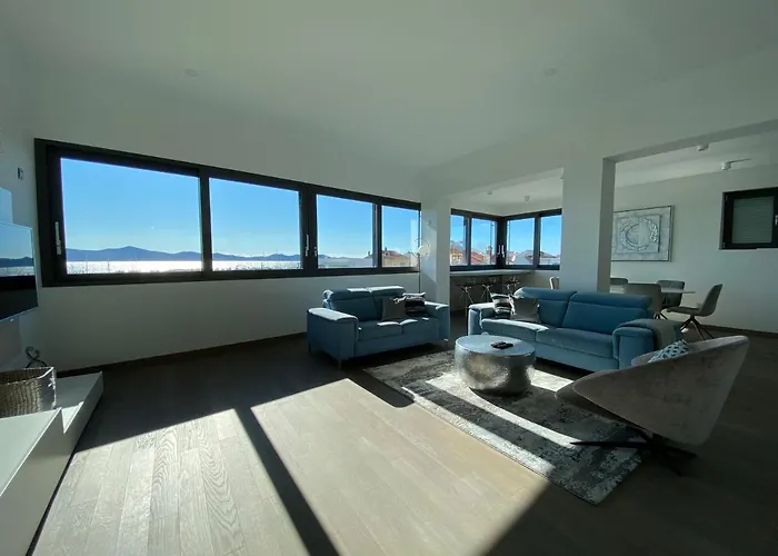 The View Luxury With Pool