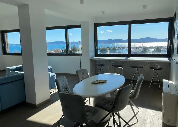 The View Luxury With Pool