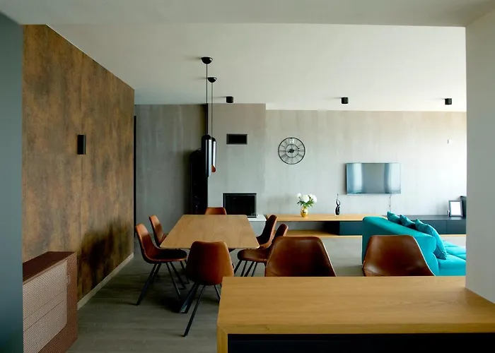 The View Luxury With Pool Апартаменты