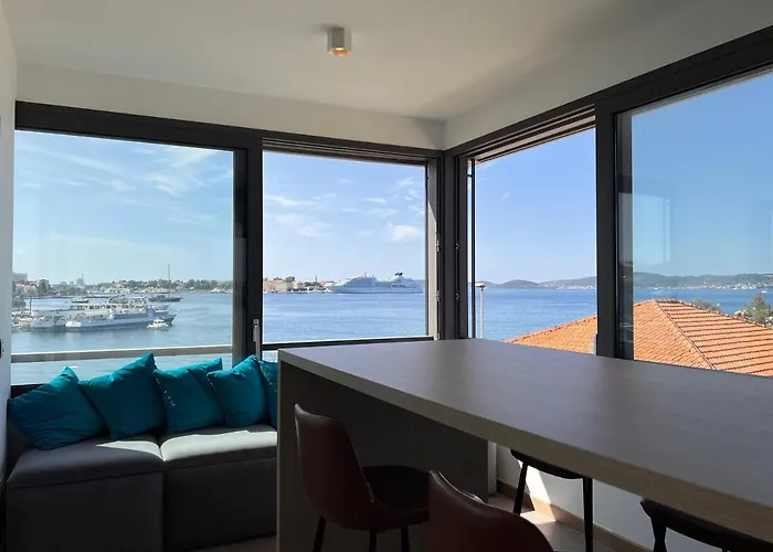 The View Luxury With Pool Апартаменты