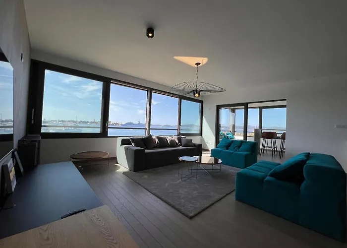 The View Luxury With Pool Задар