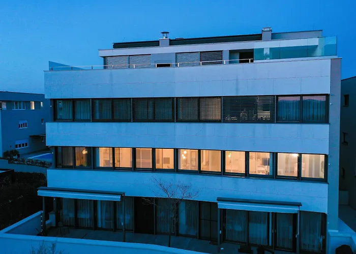 The View Luxury With Pool 아파트