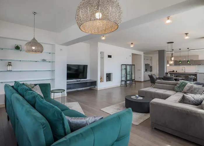 Апартаменты The View Luxury With Pool